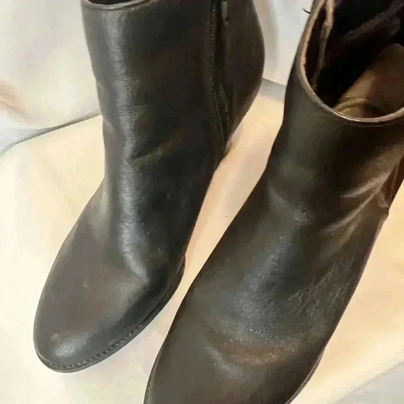 Black Leather Ankle Boot 8m - Picture 5 of 11